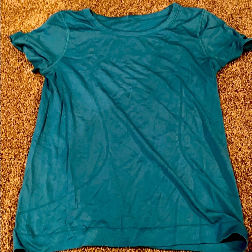 Lululemon short sleeve